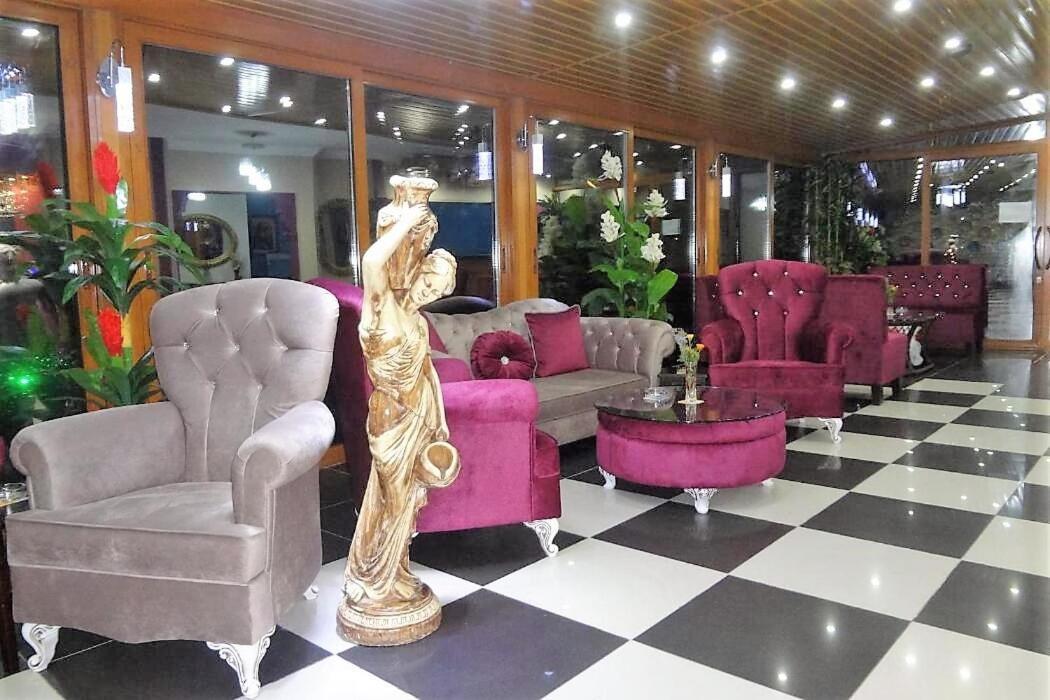 Linda Butik Otel Guemuelduer İzmir Buitenkant foto